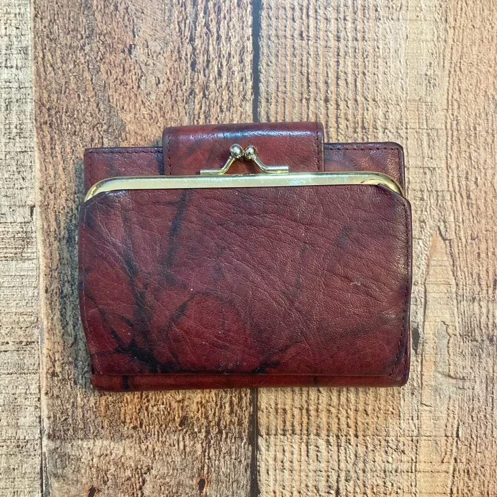 Buxton Vintage Marbled Mahogany Leather Bifold‎ Kisslock Coin Pouch Wallet